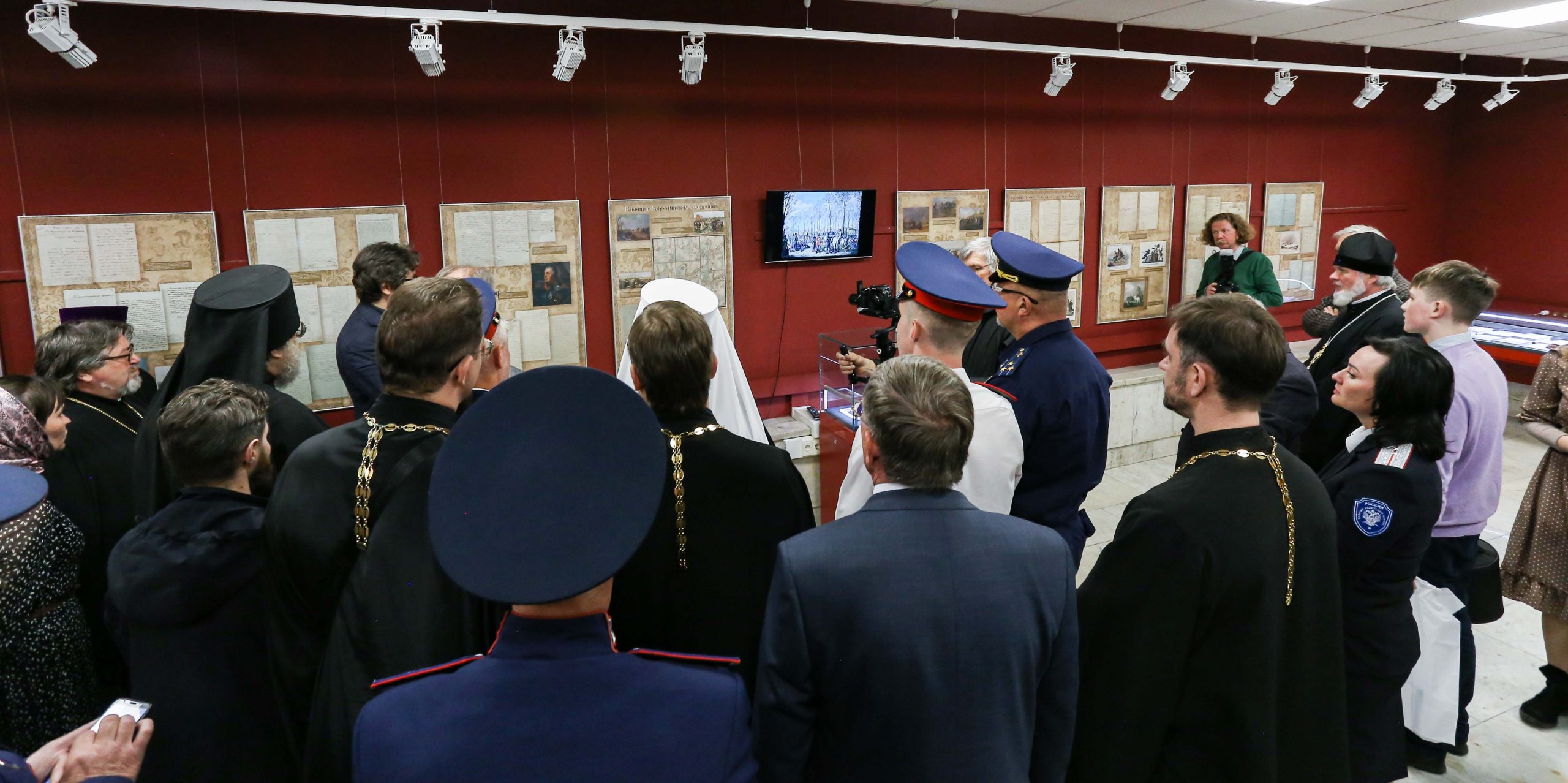 Выставка посвященная москве. Выставки в Москве. Выставка Госархива в 2020 в Москве. Выставка город Мастеров в Москве. Большая Политехническая выставка Москва.