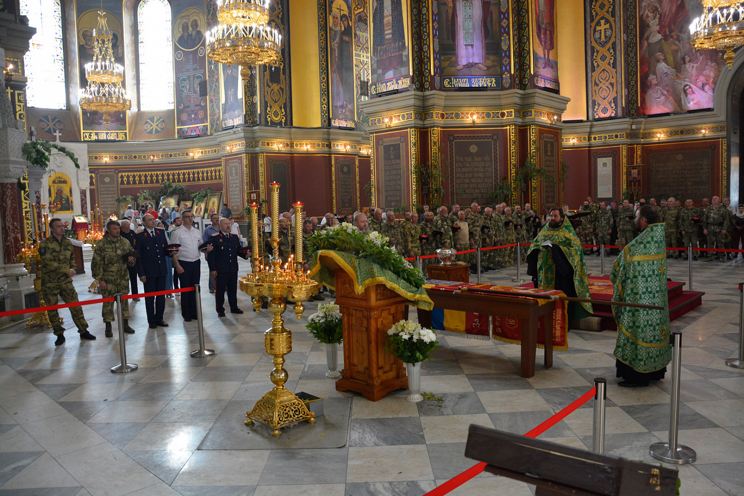 Снег в Новочеркасске Патриарший собор