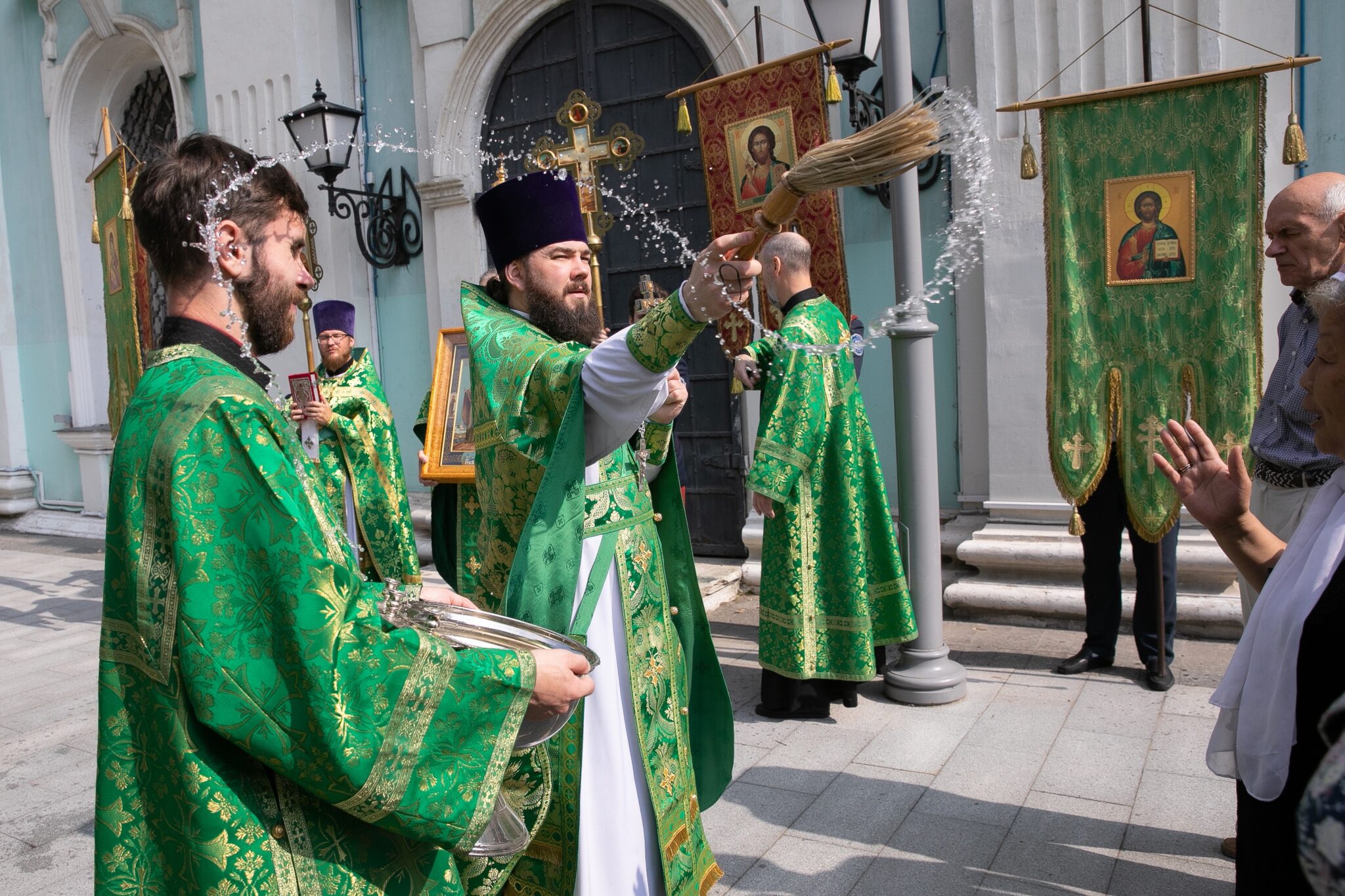 Барнаул Никольская Церковь престольный праздник